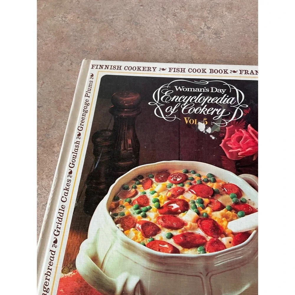 Woman's Day Encyclopedia of Cookery Volume 5 Hardcover‎ Vintage Cookbook 1966